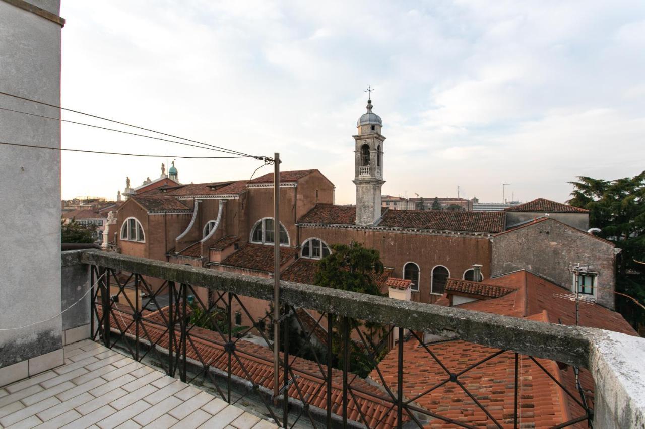 Venice Lance With Lift, 2 Minutes Walk From The Train Station Экстерьер фото